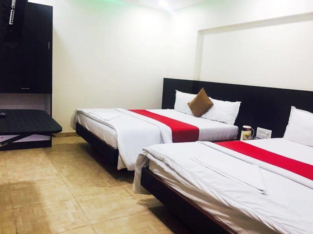 Terminus Square Hotel Kurla Exterior photo