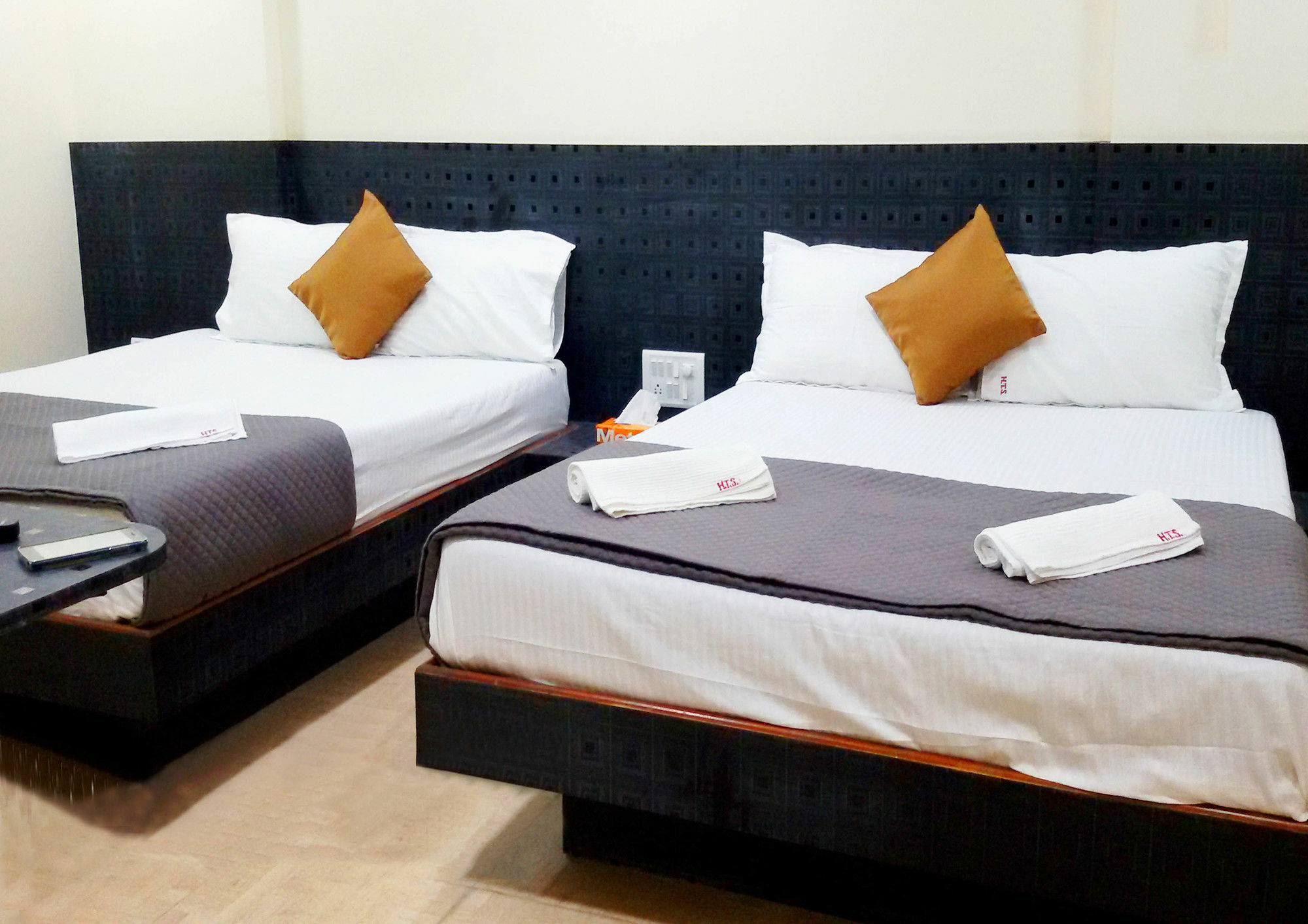 Terminus Square Hotel Kurla Exterior photo