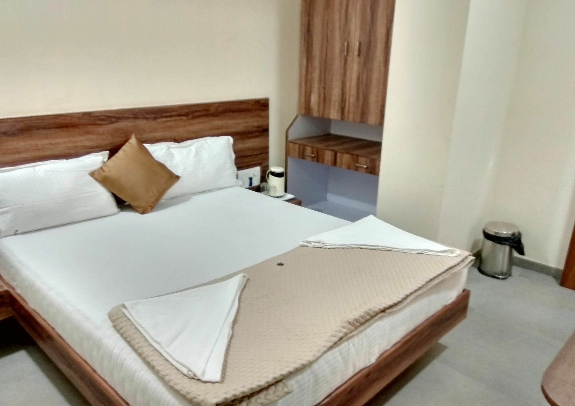 Terminus Square Hotel Kurla Exterior photo