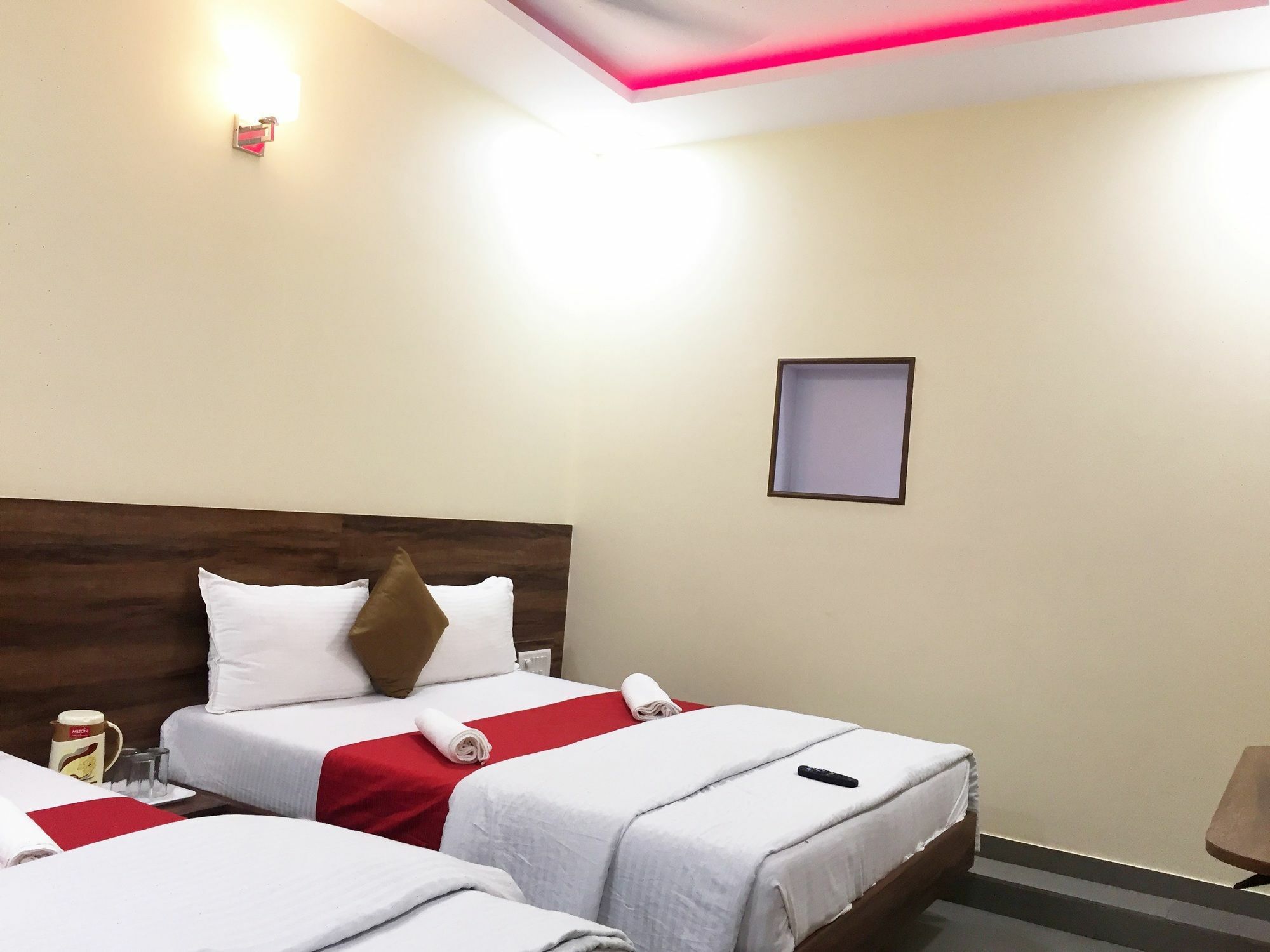 Terminus Square Hotel Kurla Exterior photo
